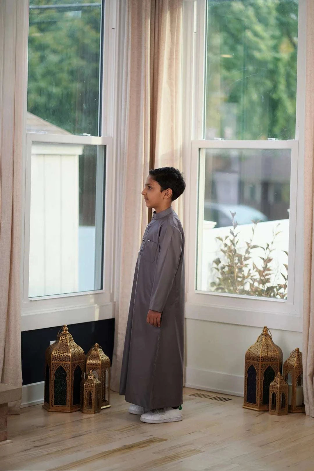 Charcoal thobe for boys, back view, made for Eid and Jumuah