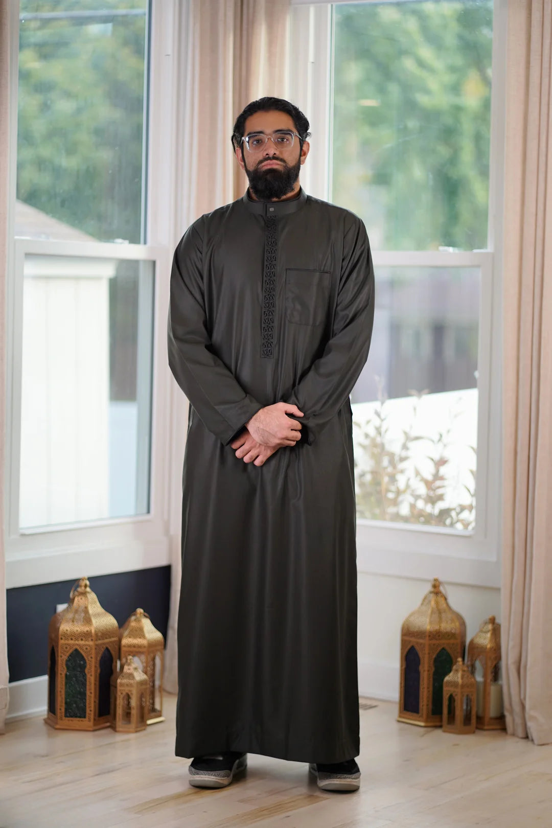 Side view of the Mandarin Collar Thobe, capturing keywords for luxury men's modest wear in California for formal occasions.