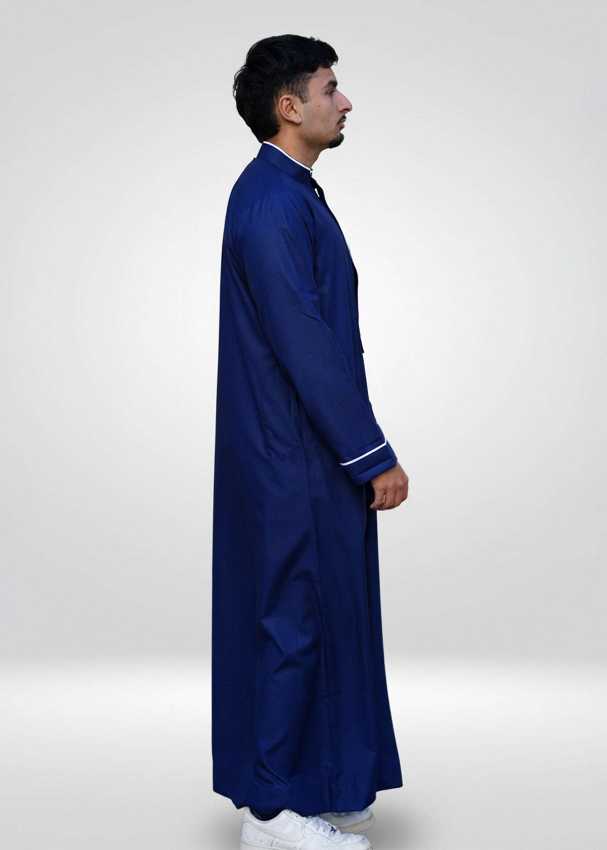 Royal blue and silver embroidered thobe with mandarin collar for men, side profile view