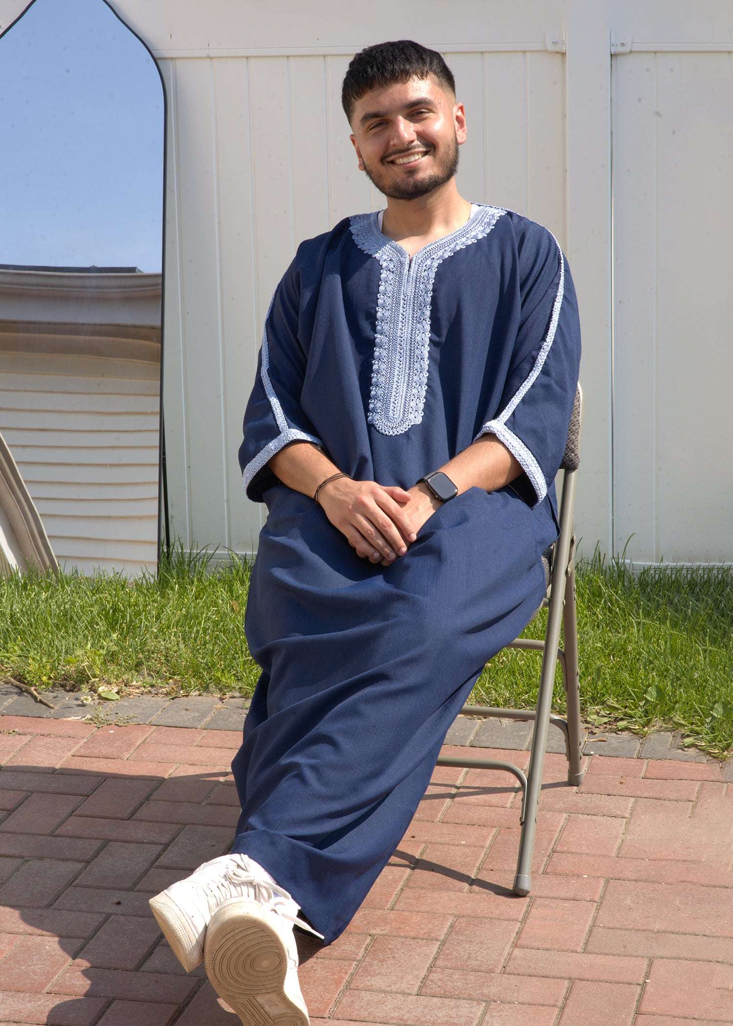 Blue Moroccan thobe back view