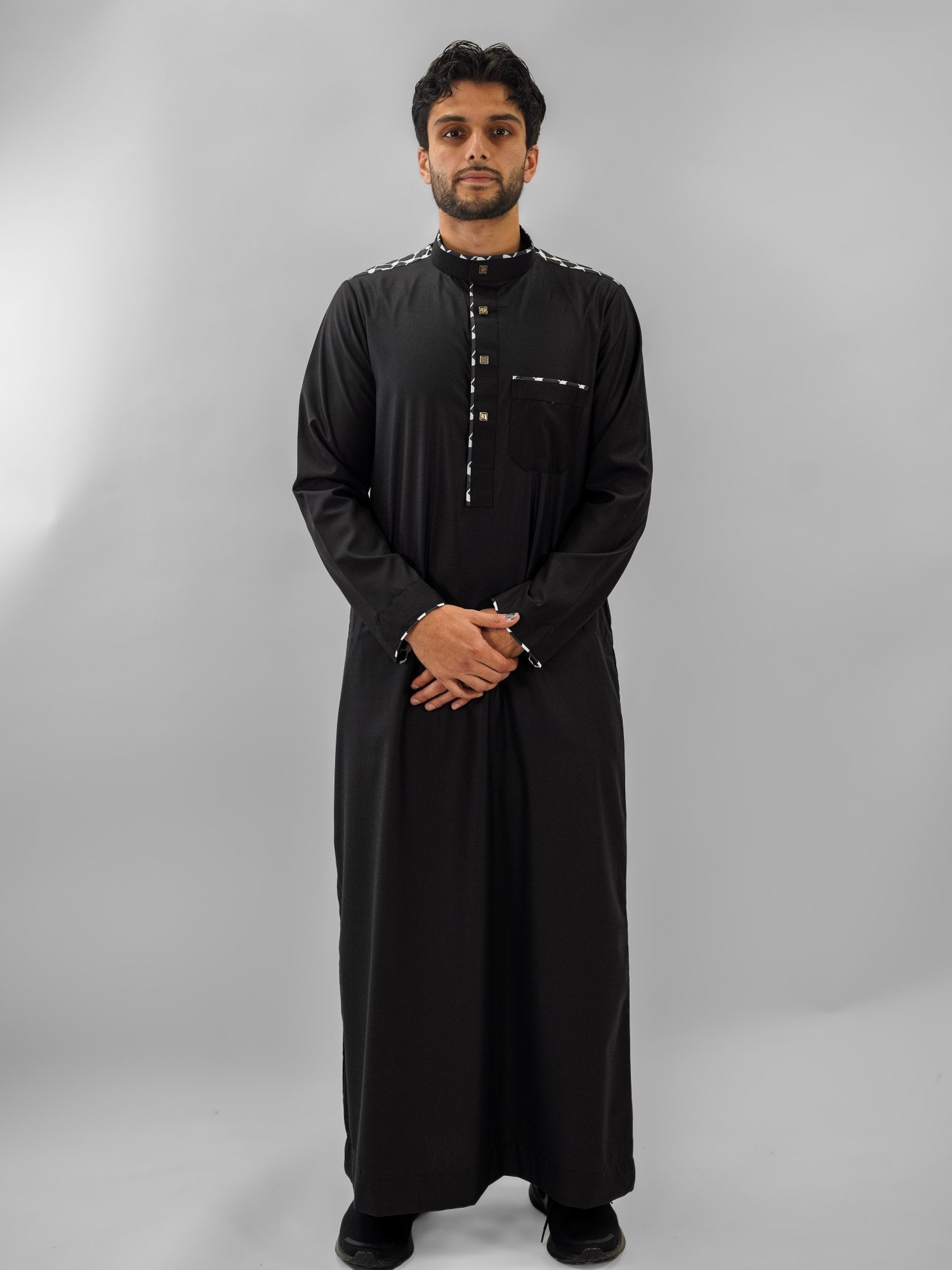 Black embroidered mandarin collar thobe for men, back view