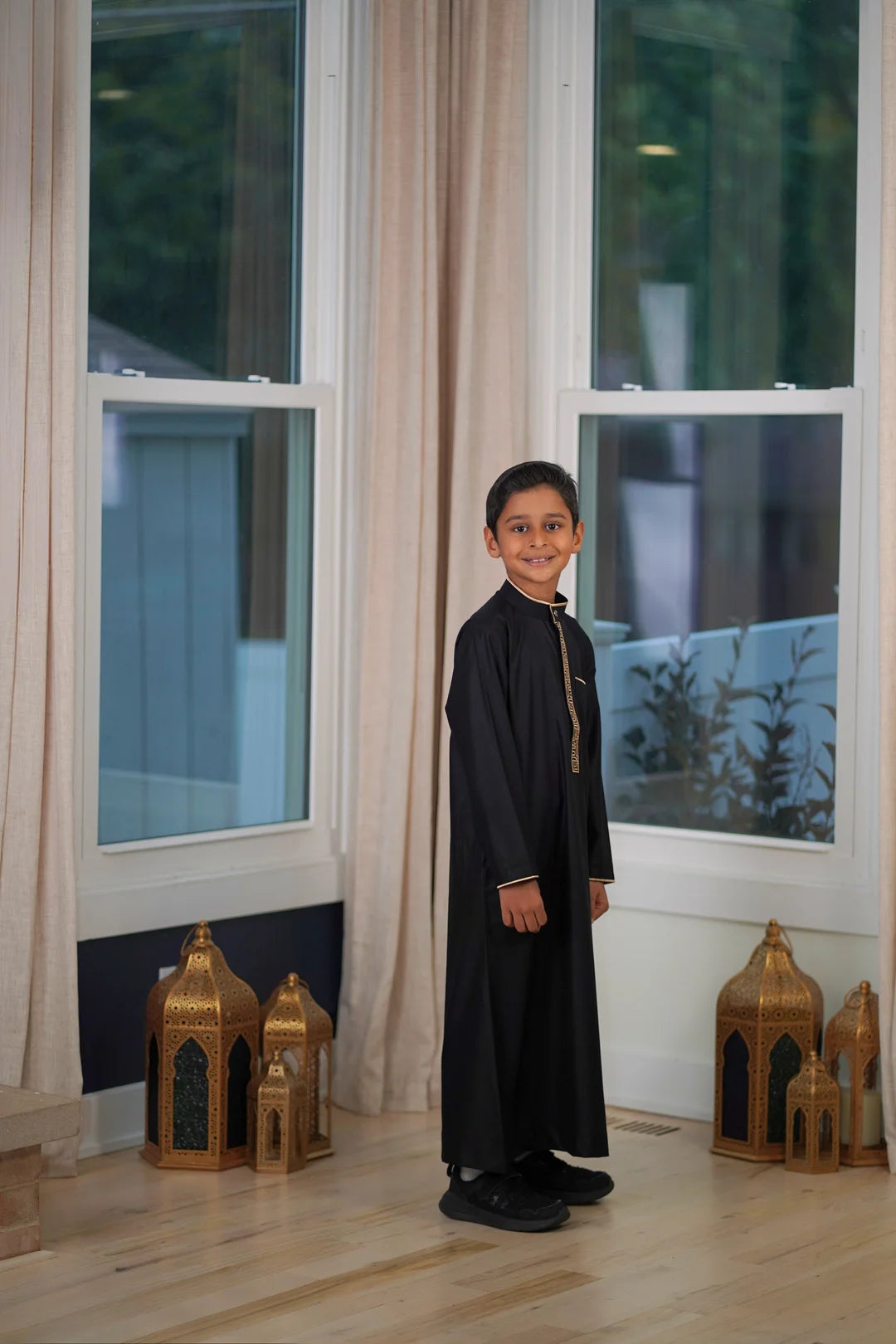 Essential Black/Gold Islamic Wear, Youth Full-Length Thobe, California.