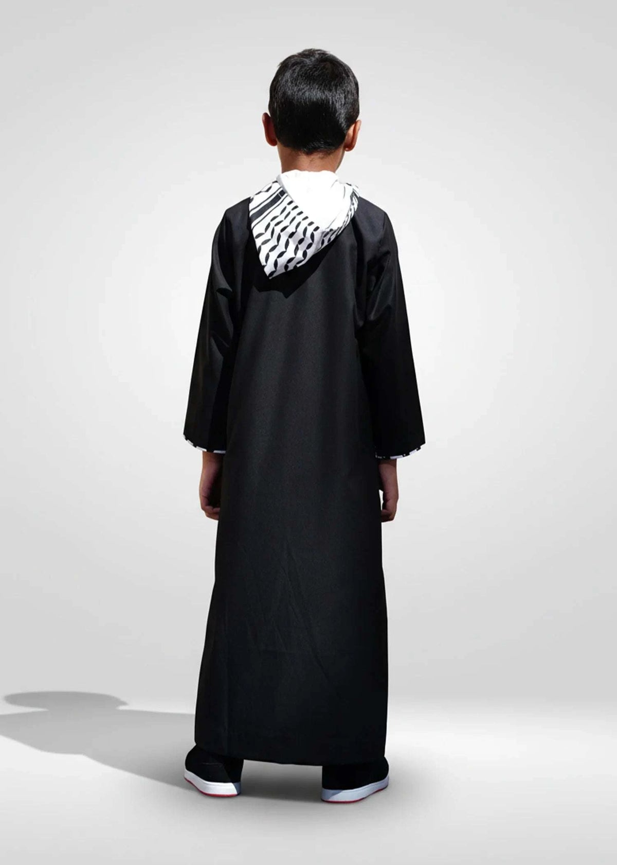 Black Kufiya hoodie thobe with Palestinian pattern for boys, hood and zip detail