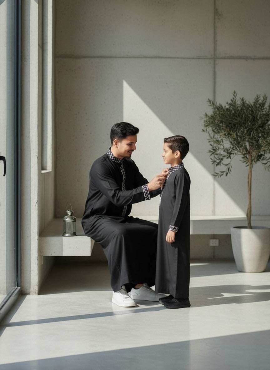 Black Palestine Kufiya thobe for men and boys, matching adult and kids sizes