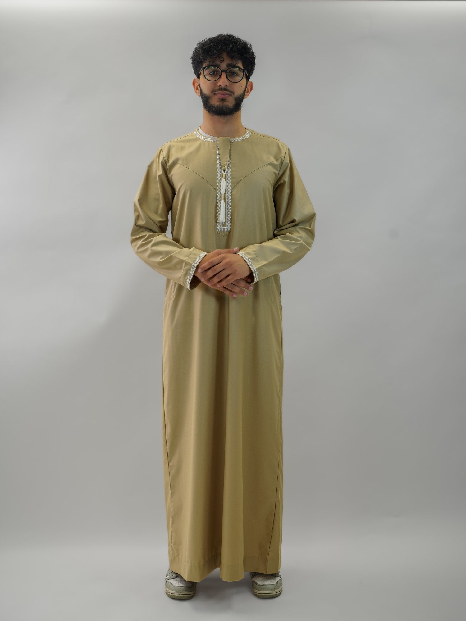 Camel emirati classic tarboush thobe for men, side profile view