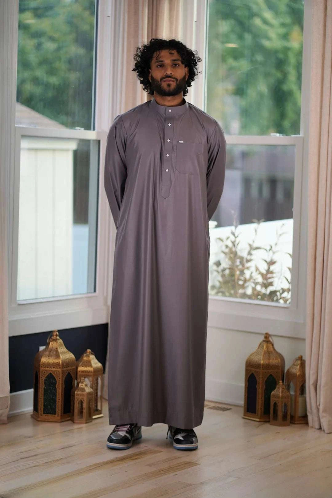 Charcoal thobe with mandarin collar for men, full front view