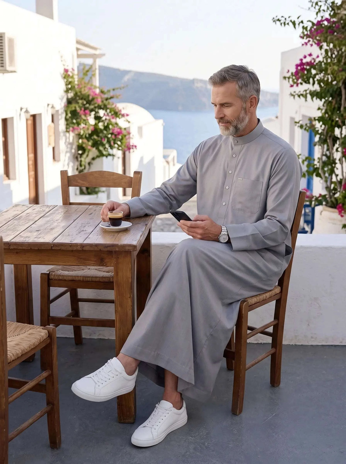 Light grey minimalist thobe for men, side profile view