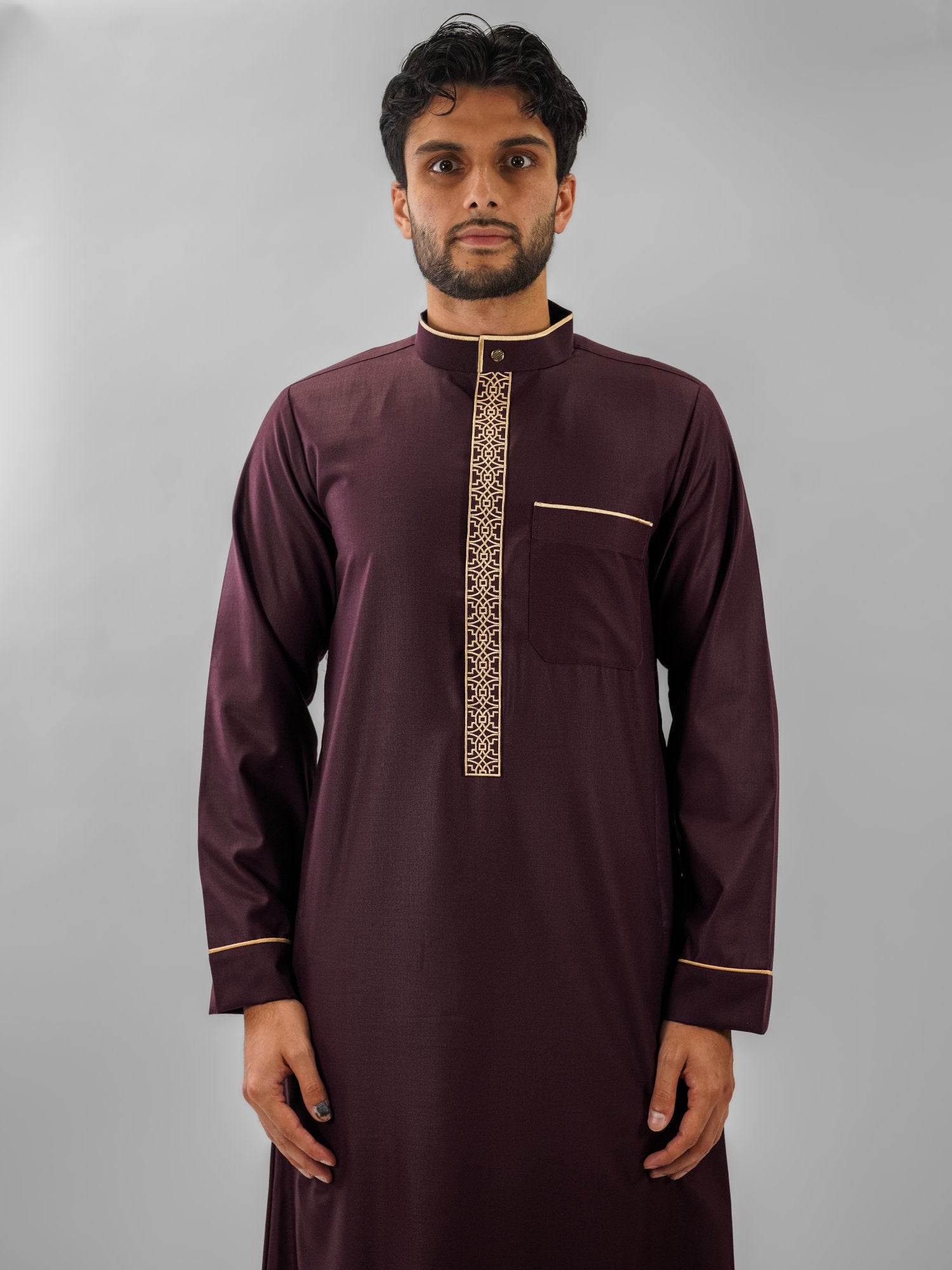 Maroon executive bronze embroidery thobe for men, close-up of the collar and buttons