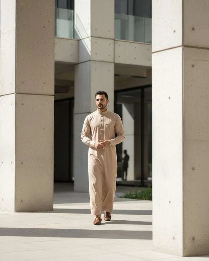 Sand beige thobe with button-down placket for men, close-up of the collar and buttons