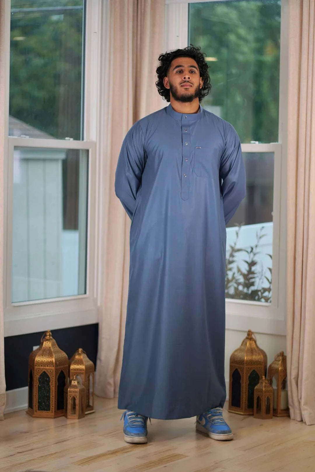 Slate blue thobe with everyday mandarin collar for men, buttoned placket in close detail
