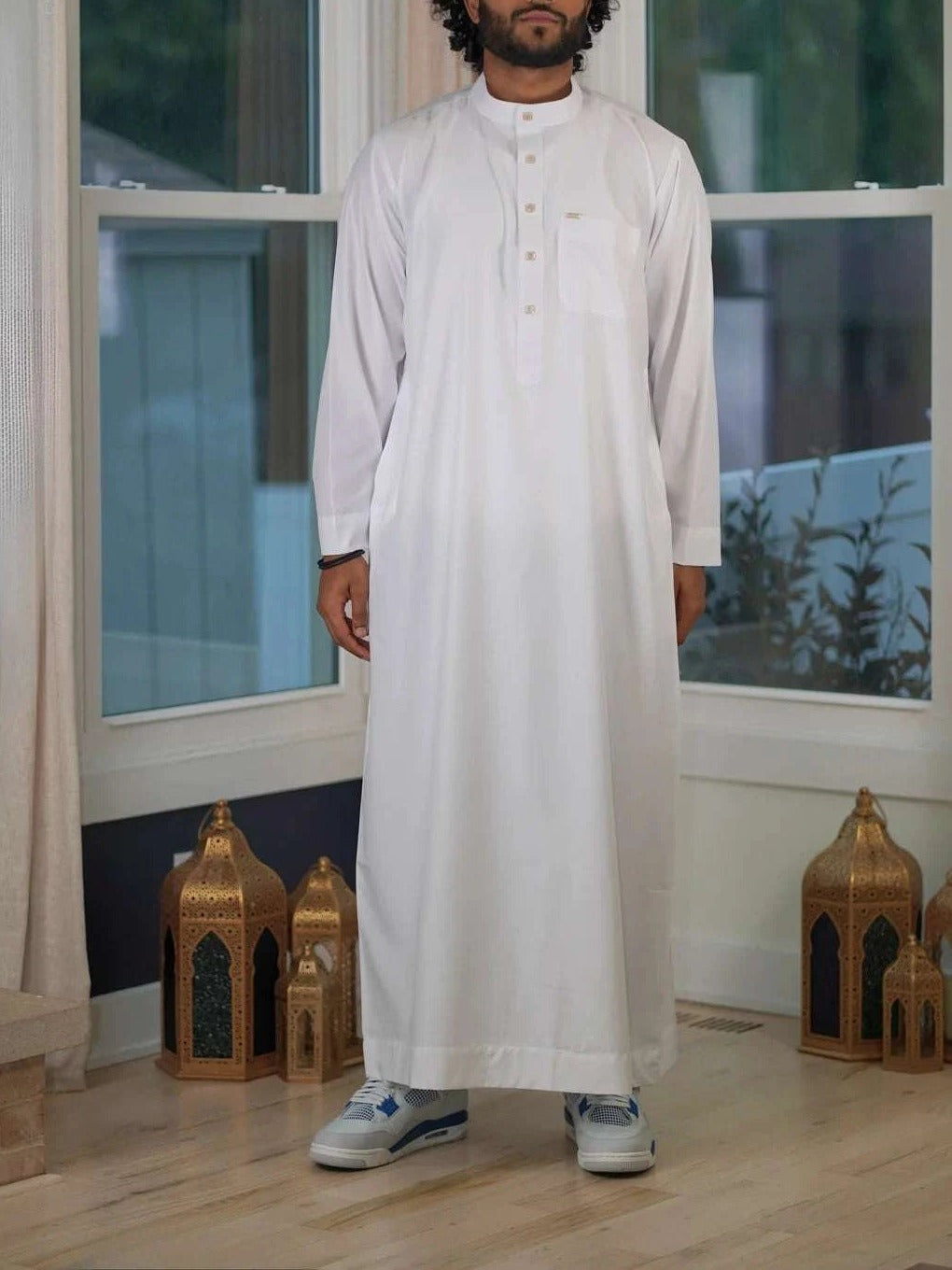 Plain white thobe